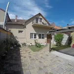 Rozse Apartman-tetoter