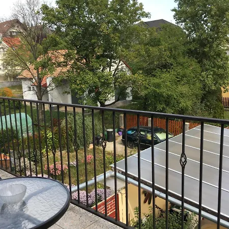 Rozse Apartman-tetoter Apartamento