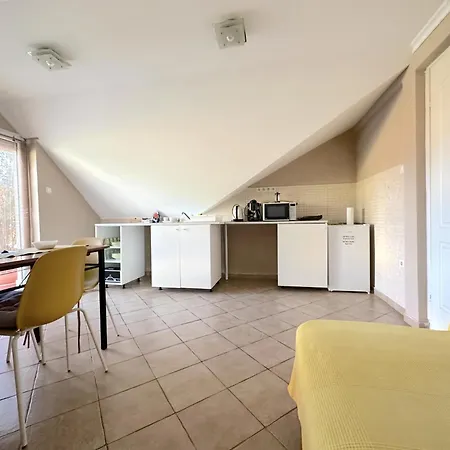 Rozse Apartman-tetoter *