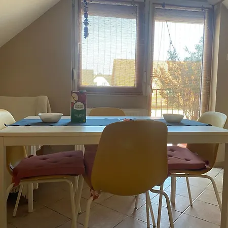Apartamento Rozse Apartman-tetoter Budaörs