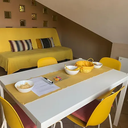 Apartamento Rozse Apartman-tetoter Budaörs
