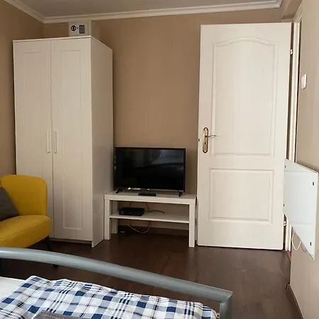 Rozse Apartman-tetoter Budaörs